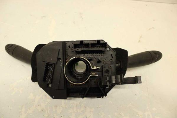 COMMODO FIAT PUNTO 2 1999-2009 - Vue 2